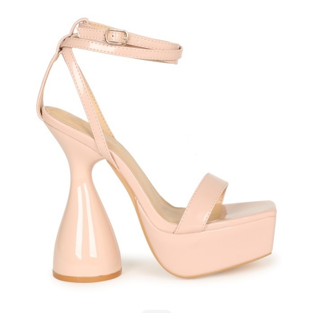 NUDE PATENT PLATFORM CHUNKY BLOCK HEEL WITH ANKLE STRAP